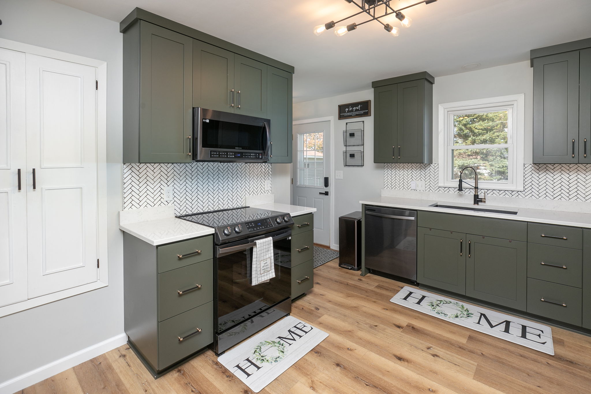 11-Kitchen