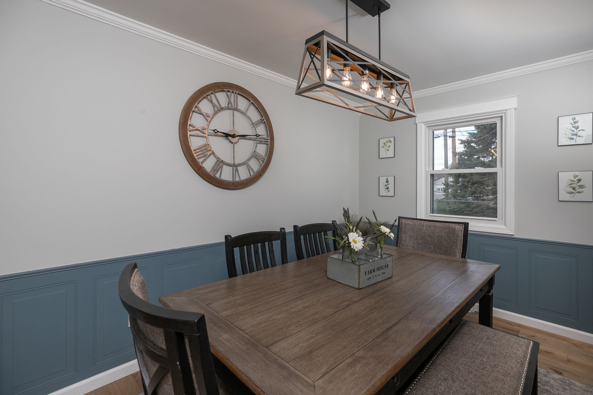 08-Dining Room