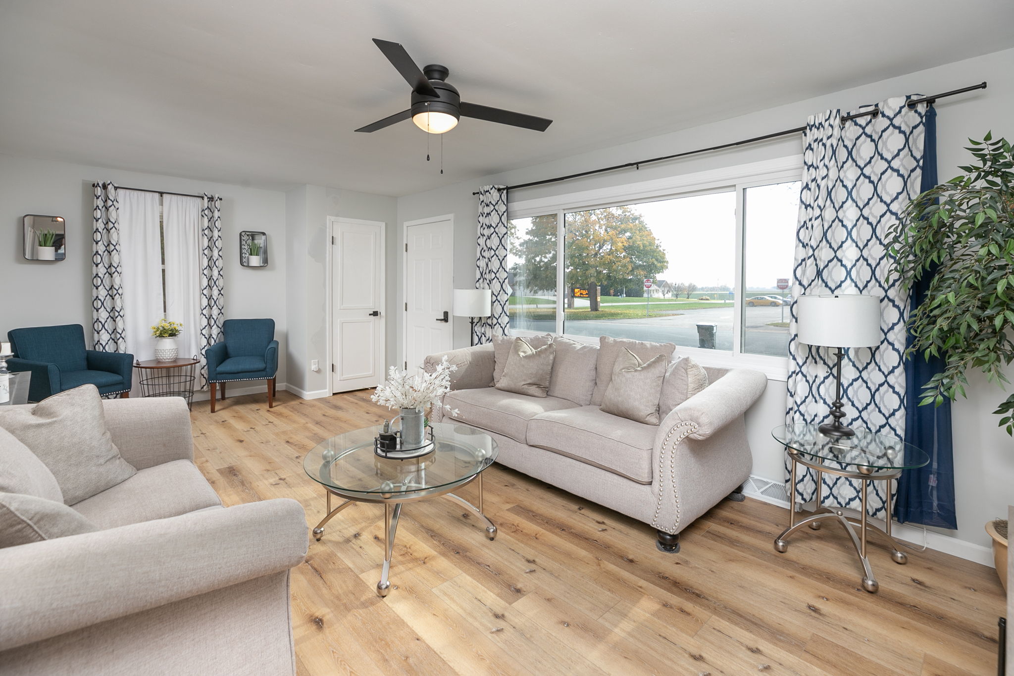 05-Living Room