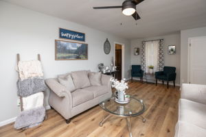06-Living Room