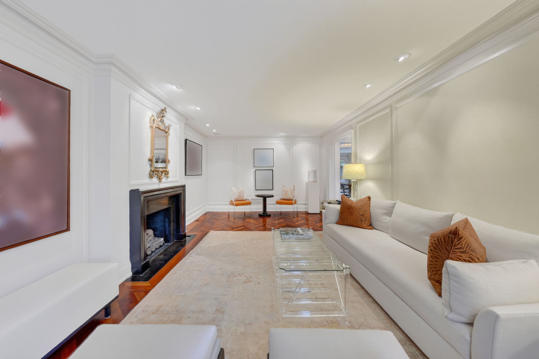 15 Alexandra Wood Toronto, ON M5N 2S2