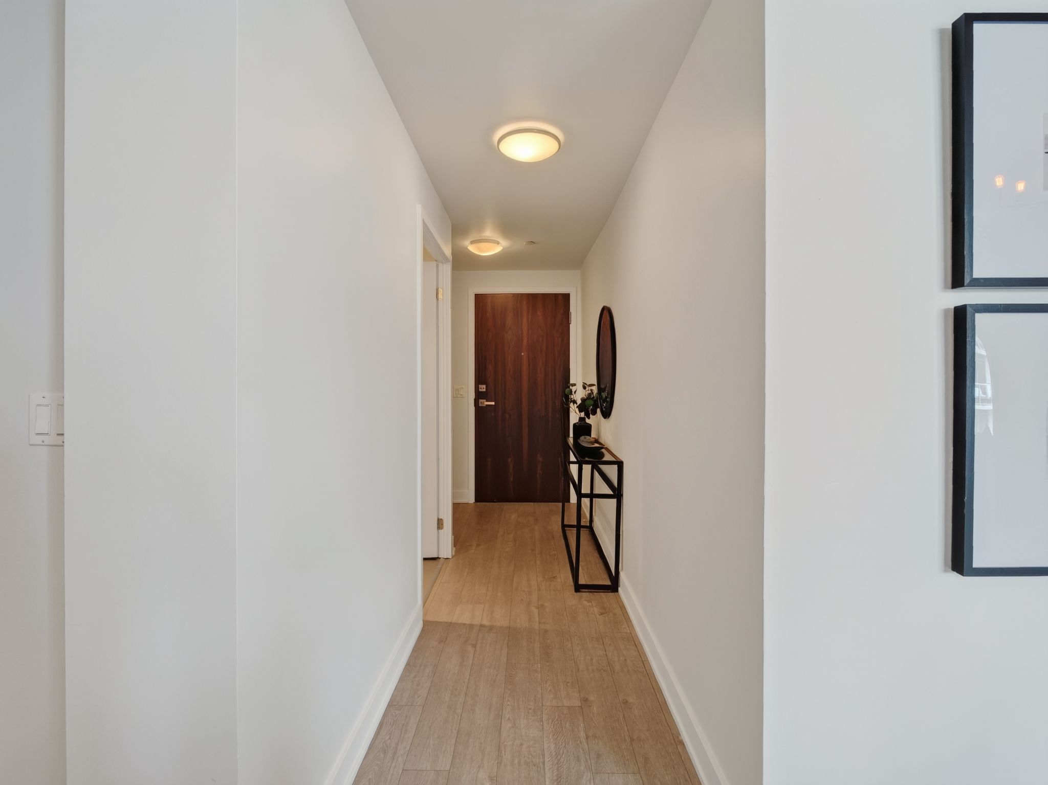 15 Baseball Pl unit 923 Toronto, ON M4M 0E6