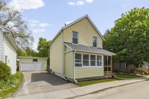  Photo 40