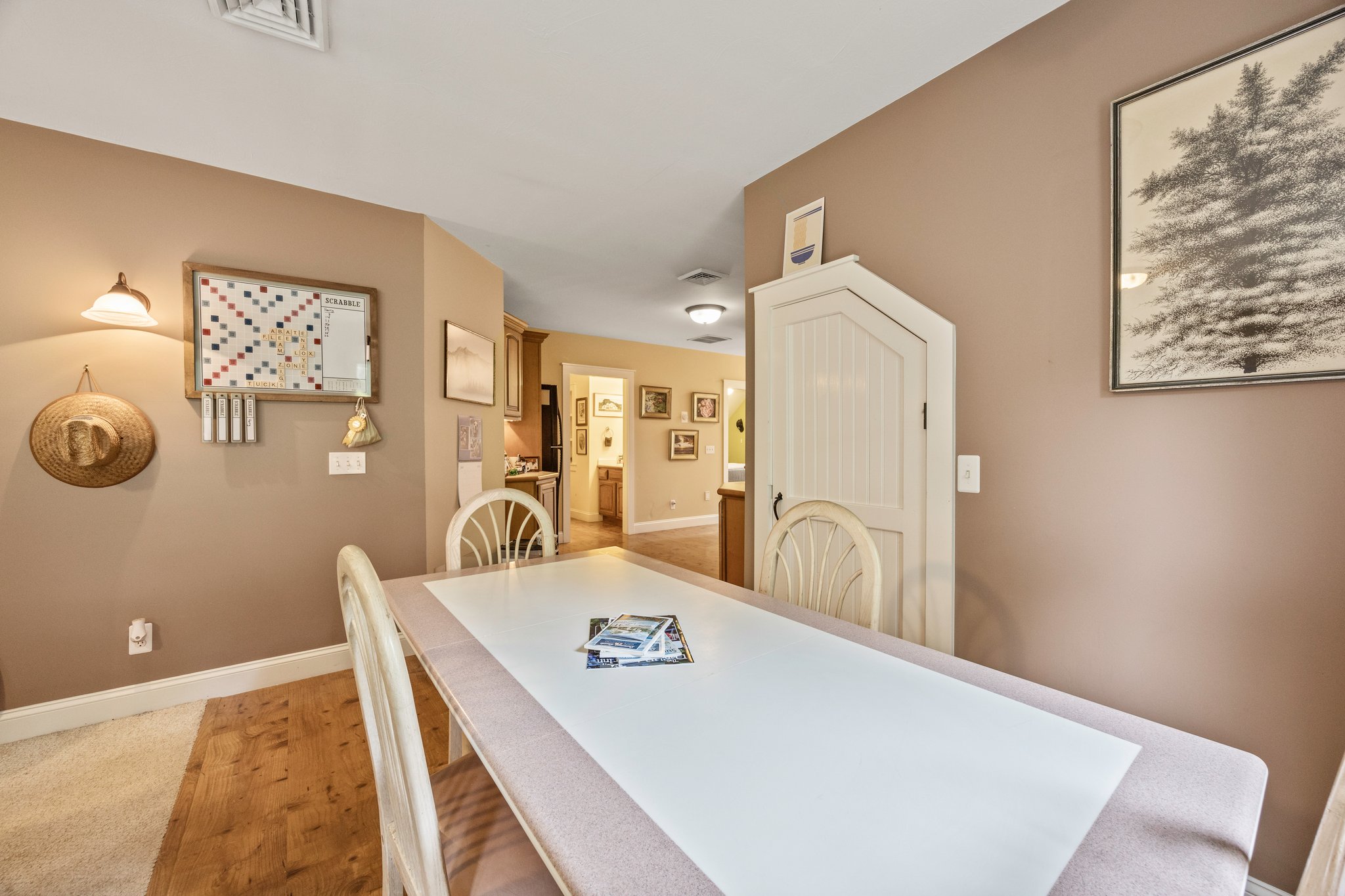 Apartment Dining area