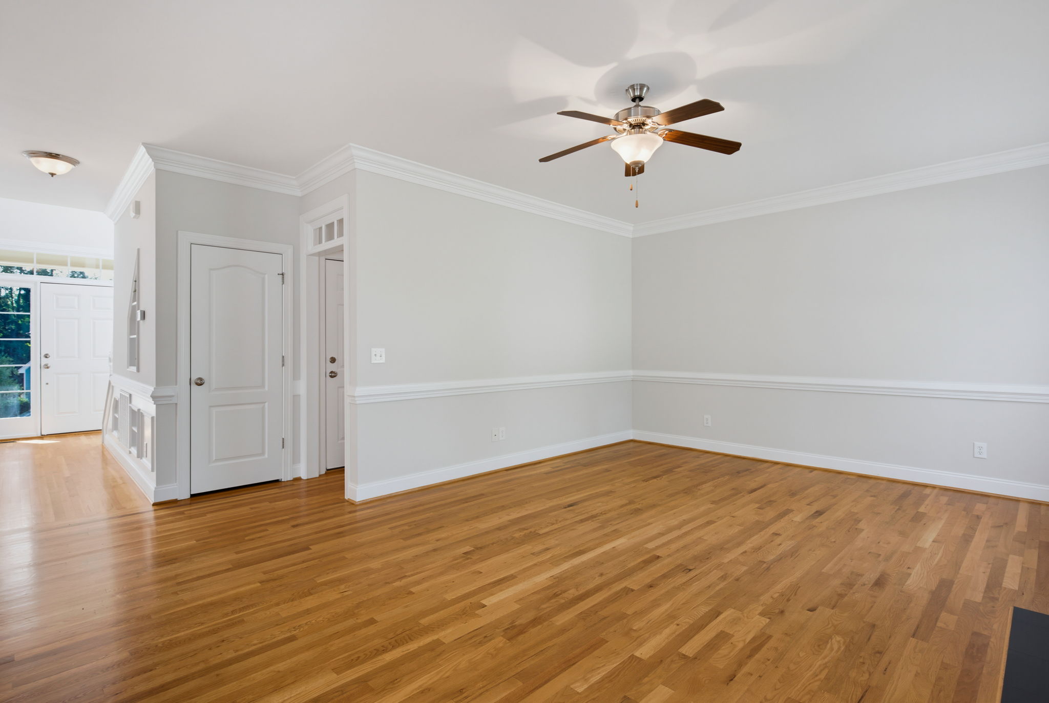 15 Breezewood Ct-14