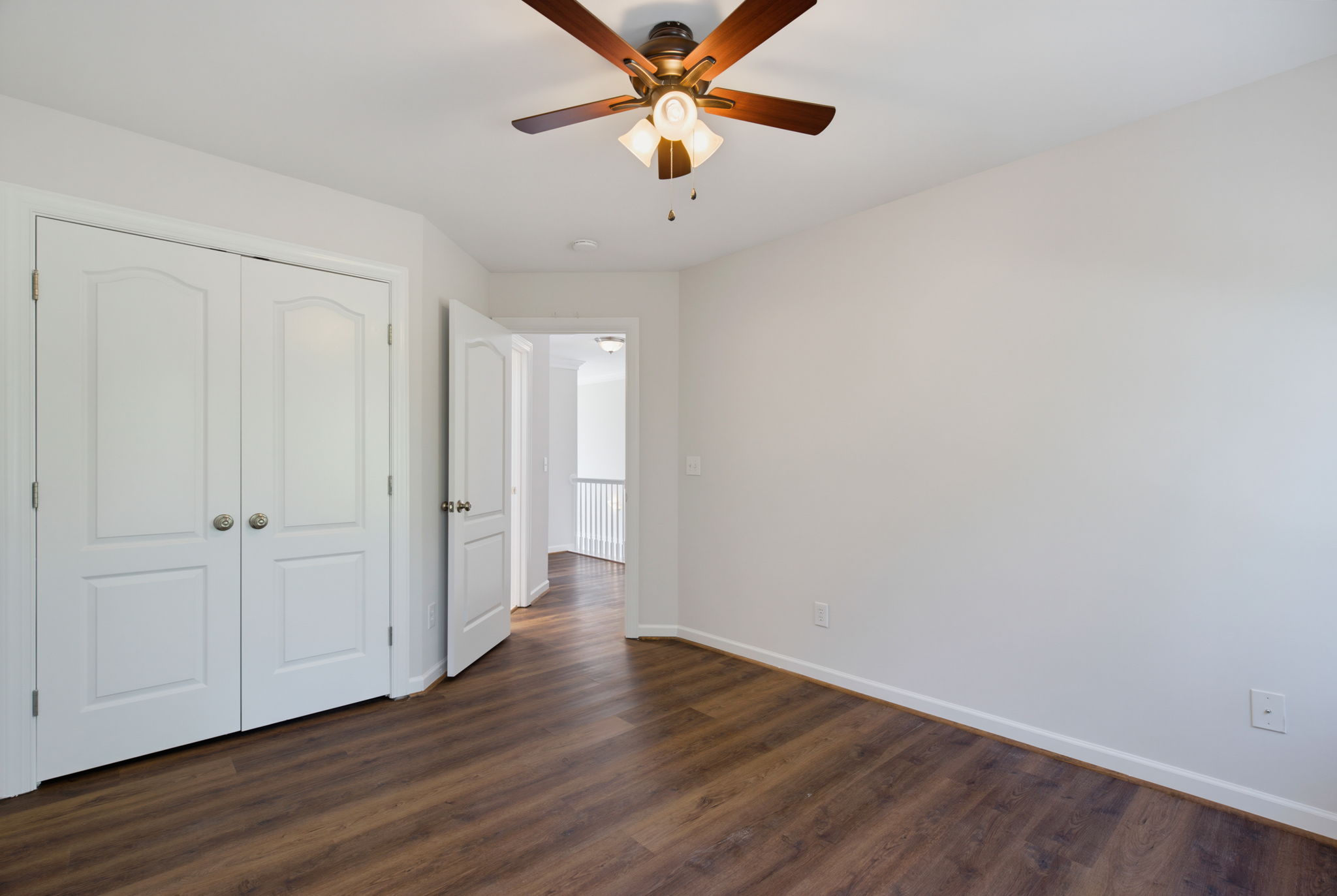 15 Breezewood Ct-28