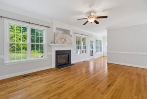15 Breezewood Ct-12