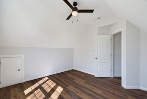 15 Breezewood Ct-30