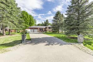 15 Burbank Circle (104)