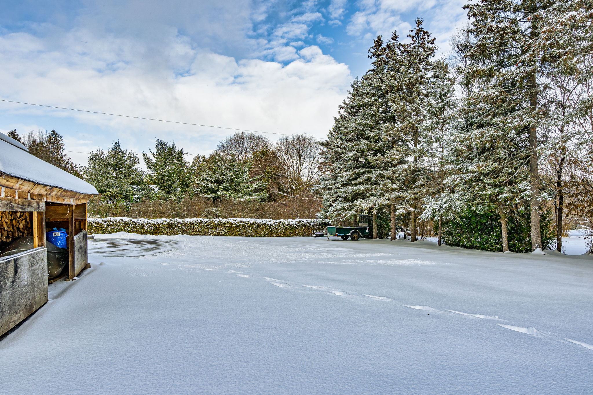 15 Cedar Lane, Mono, ON L9W 2Y8 JT Home Tours