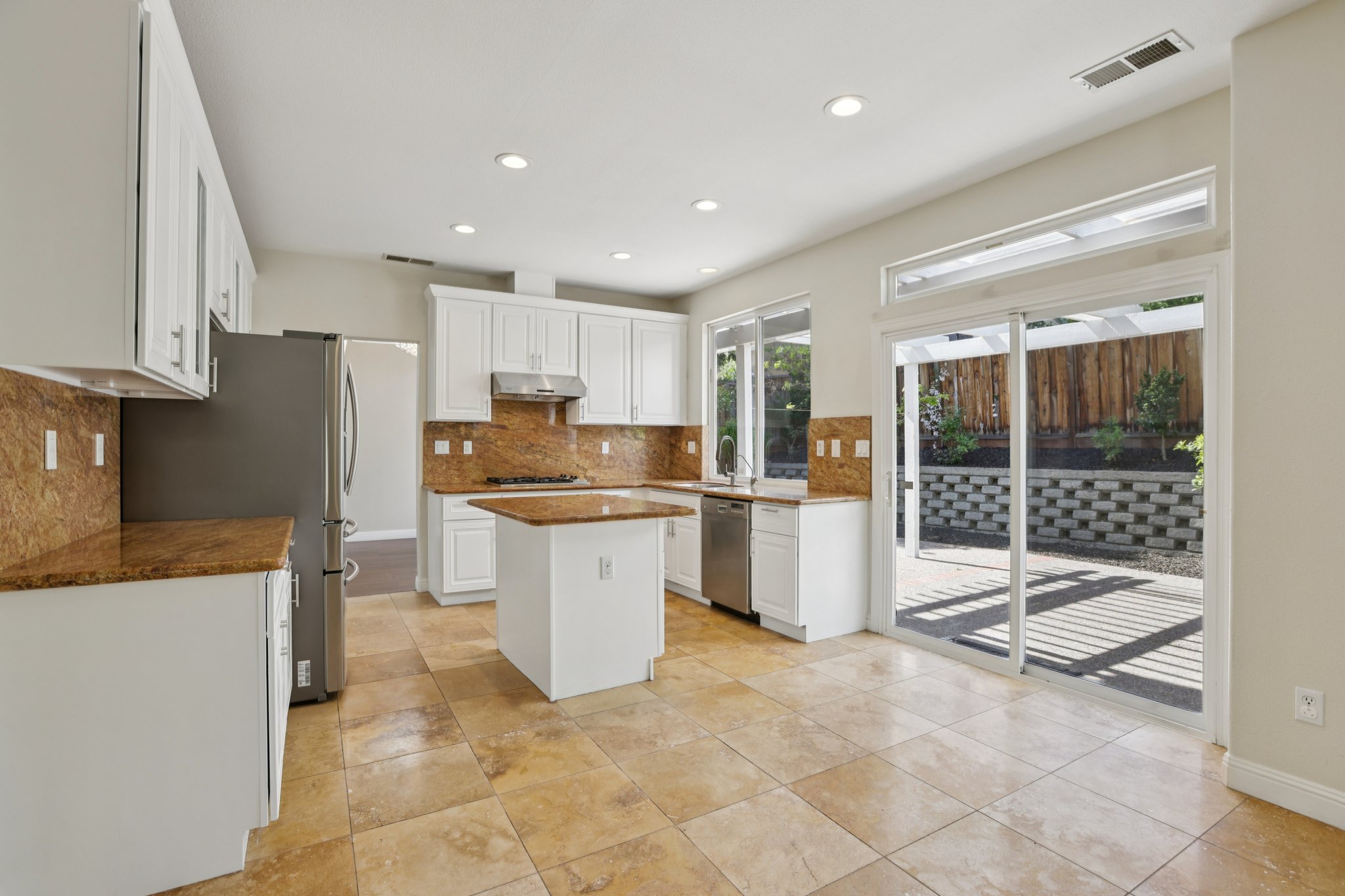 Centennial Way-S2703-007.jpg