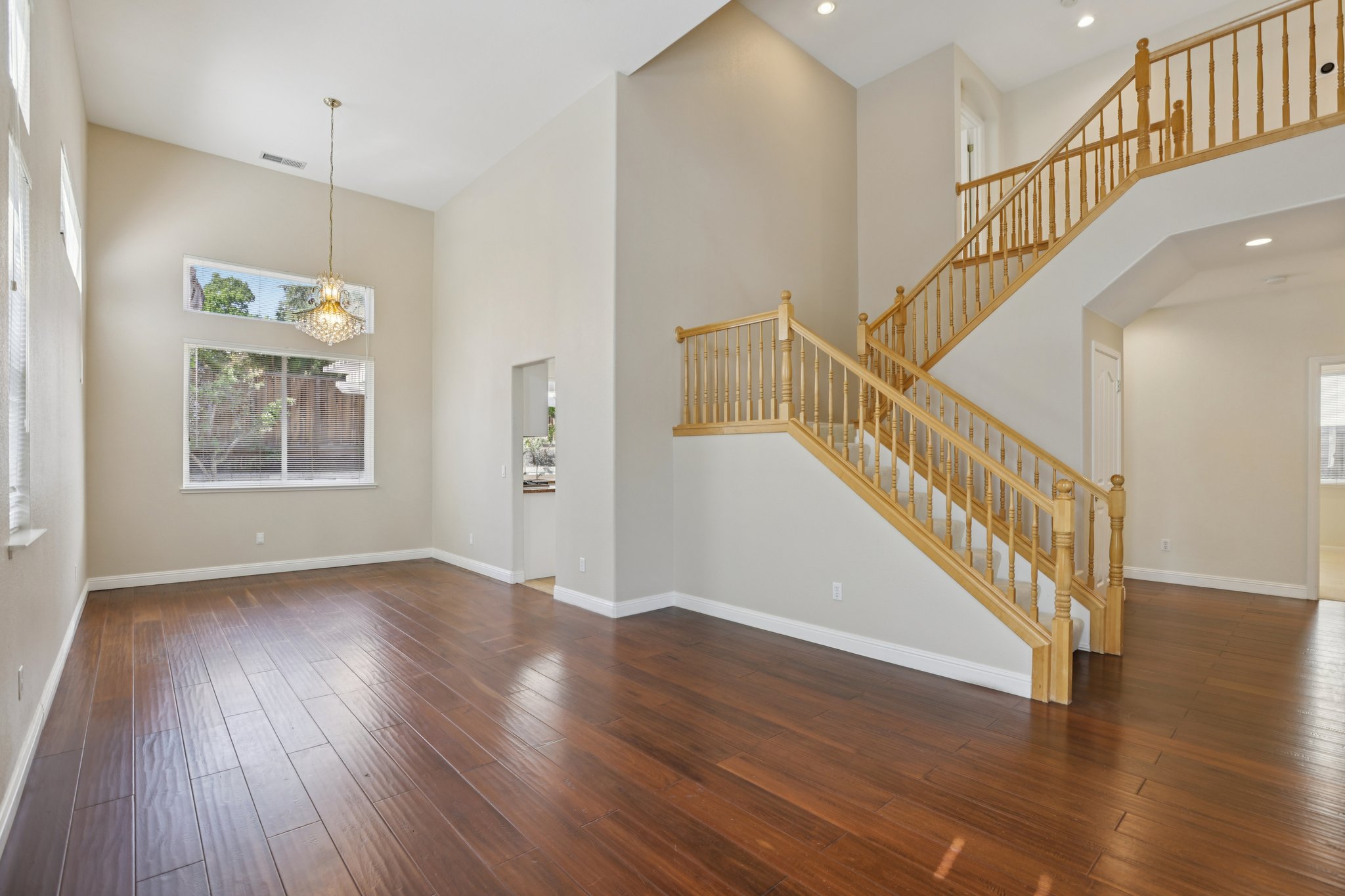 Centennial Way-S2703-012.jpg