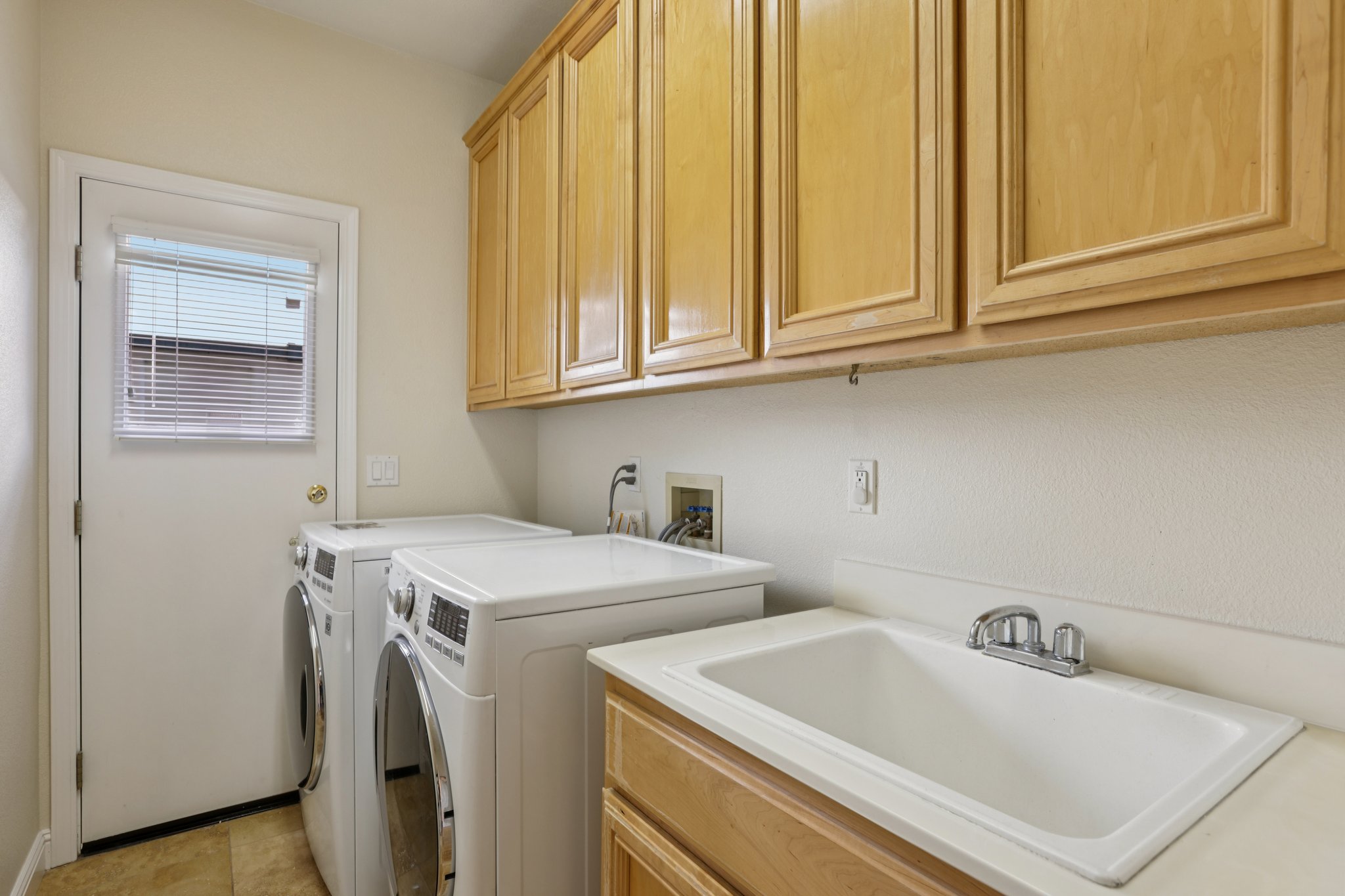 Centennial Way-S2703-014.jpg