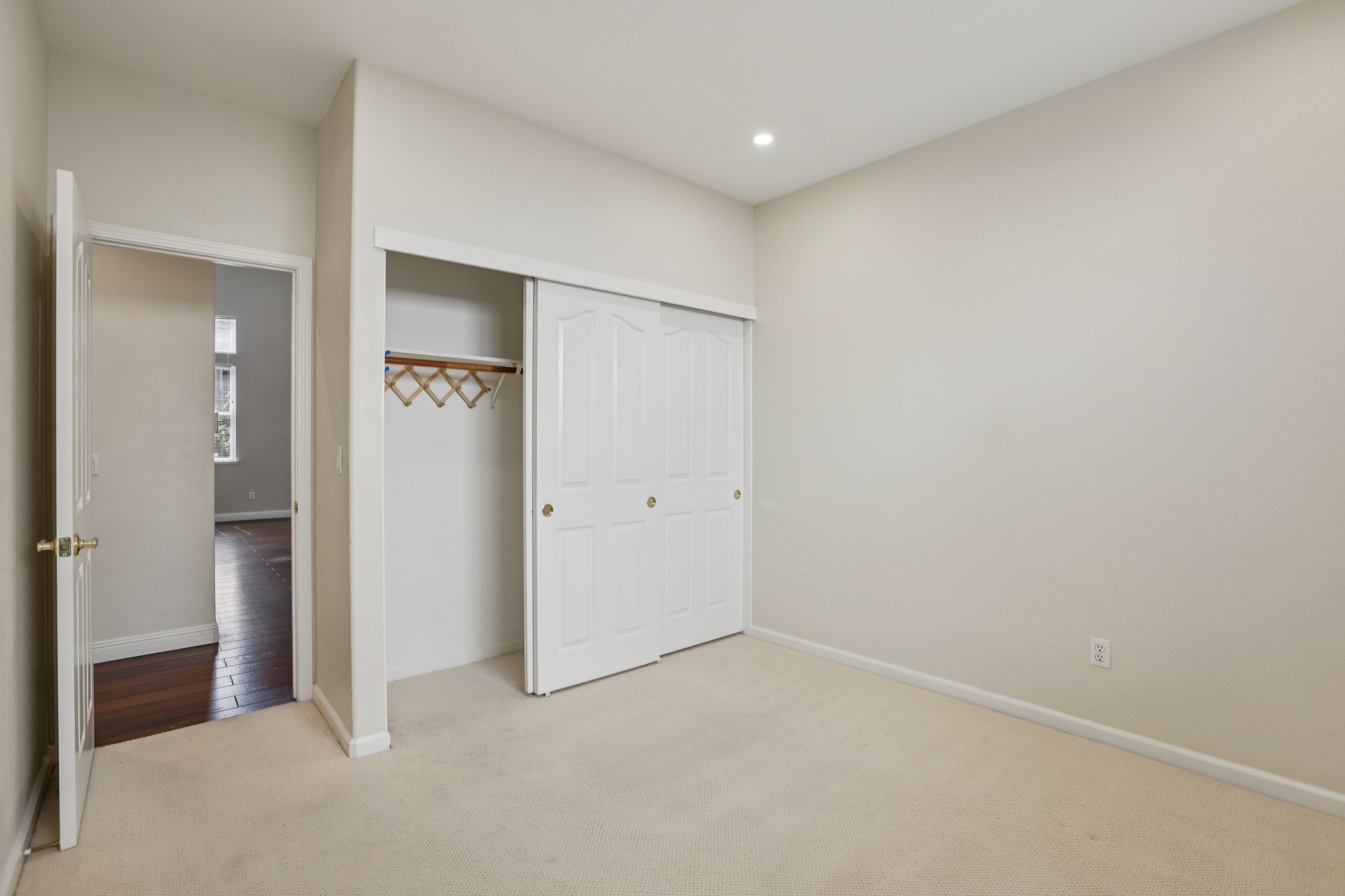 Centennial Way-S2703-017.jpg