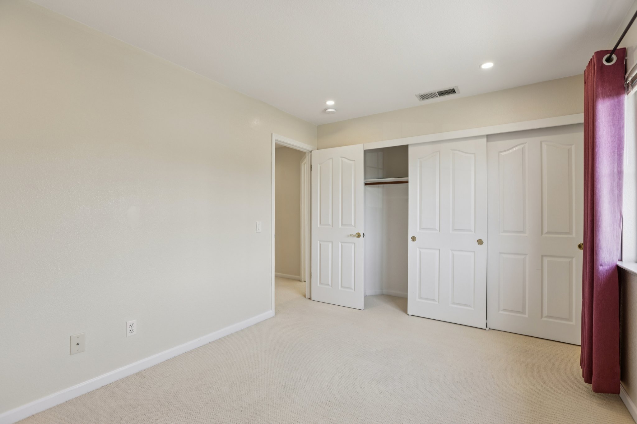 Centennial Way-S2703-021.jpg