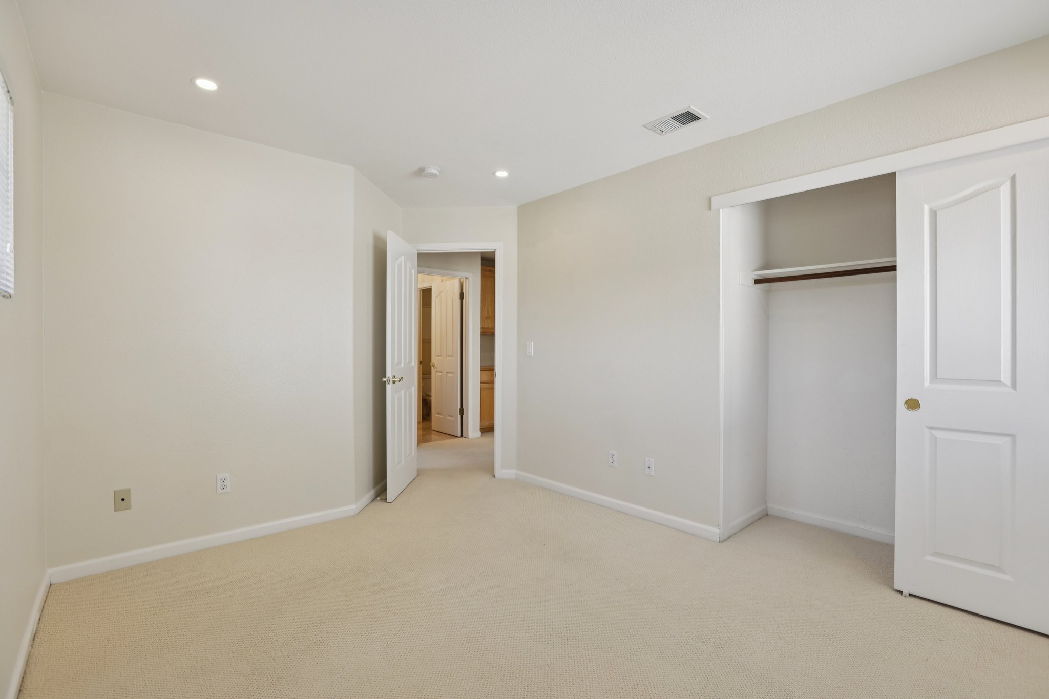 Centennial Way-S2703-024.jpg