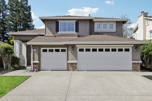 Centennial Way-S2703-001.jpg