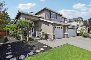 Centennial Way-S2703-002.jpg