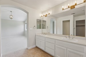 Centennial Way-S2703-035.jpg