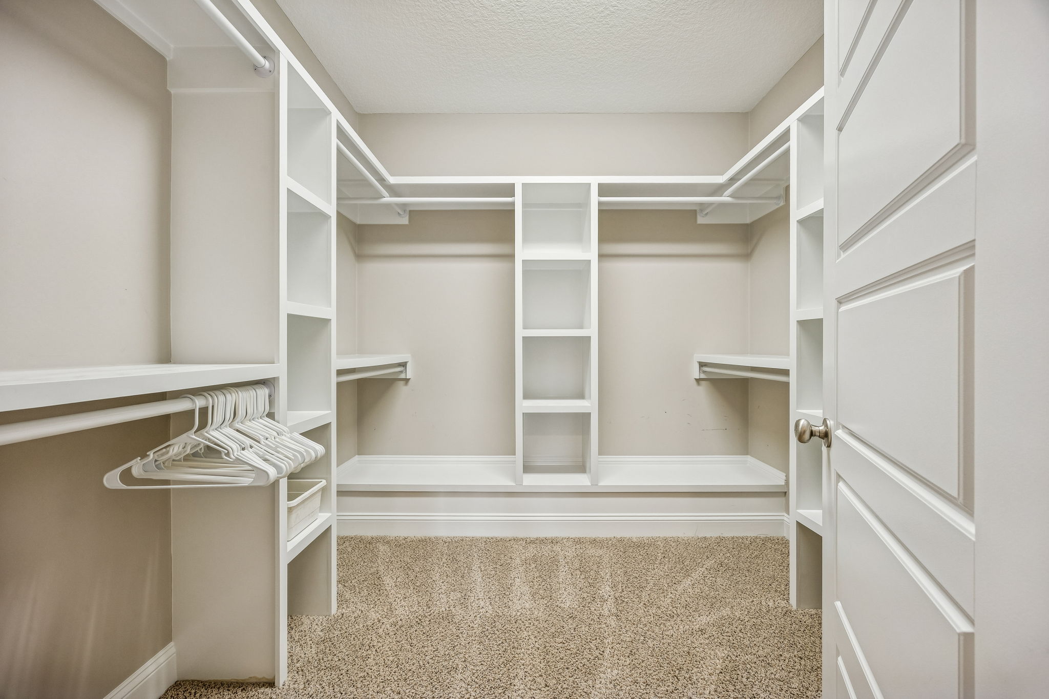 Primary Bedroom Closet