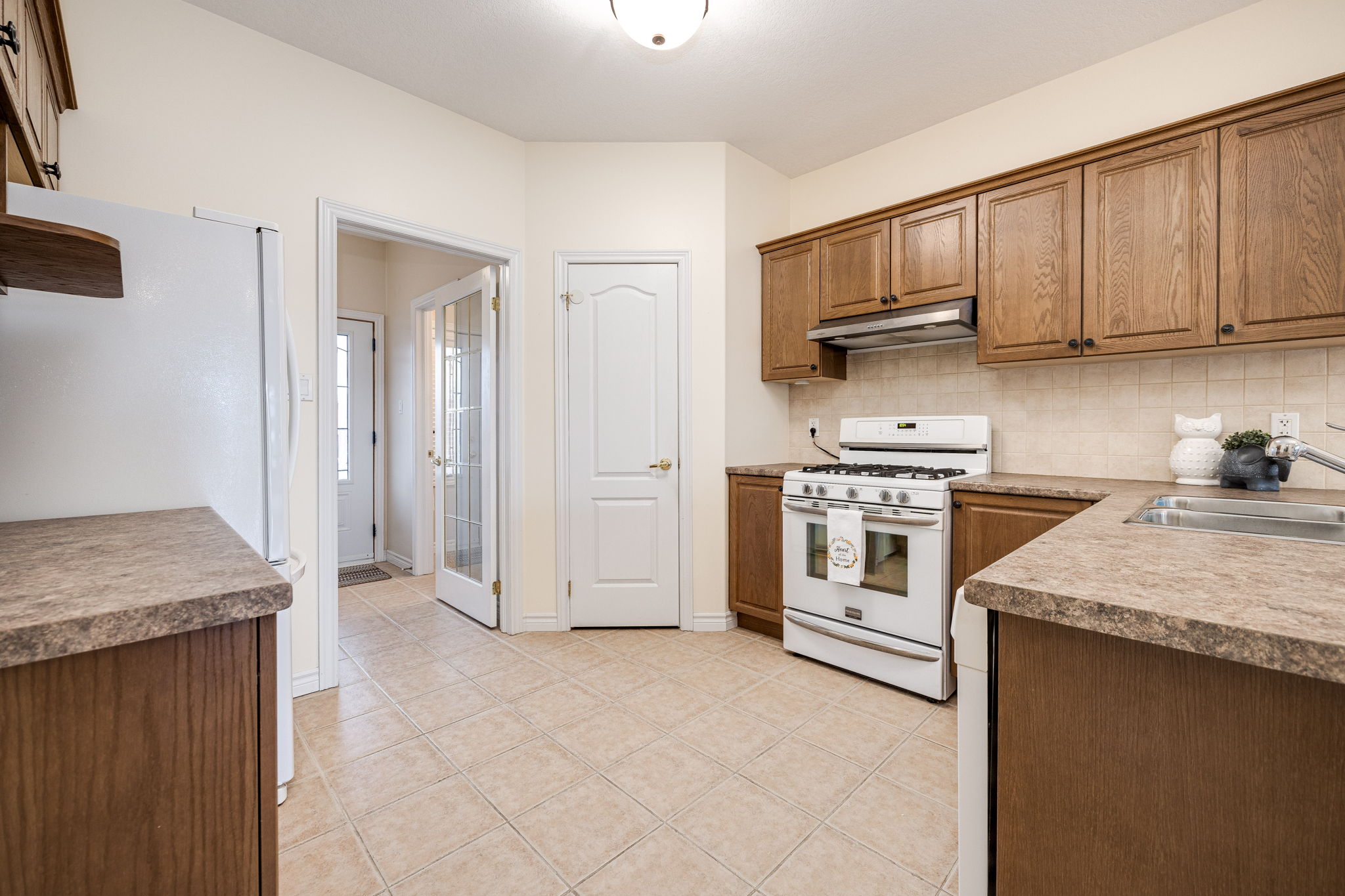 Orangeville property showcase — delivered property photograph 6