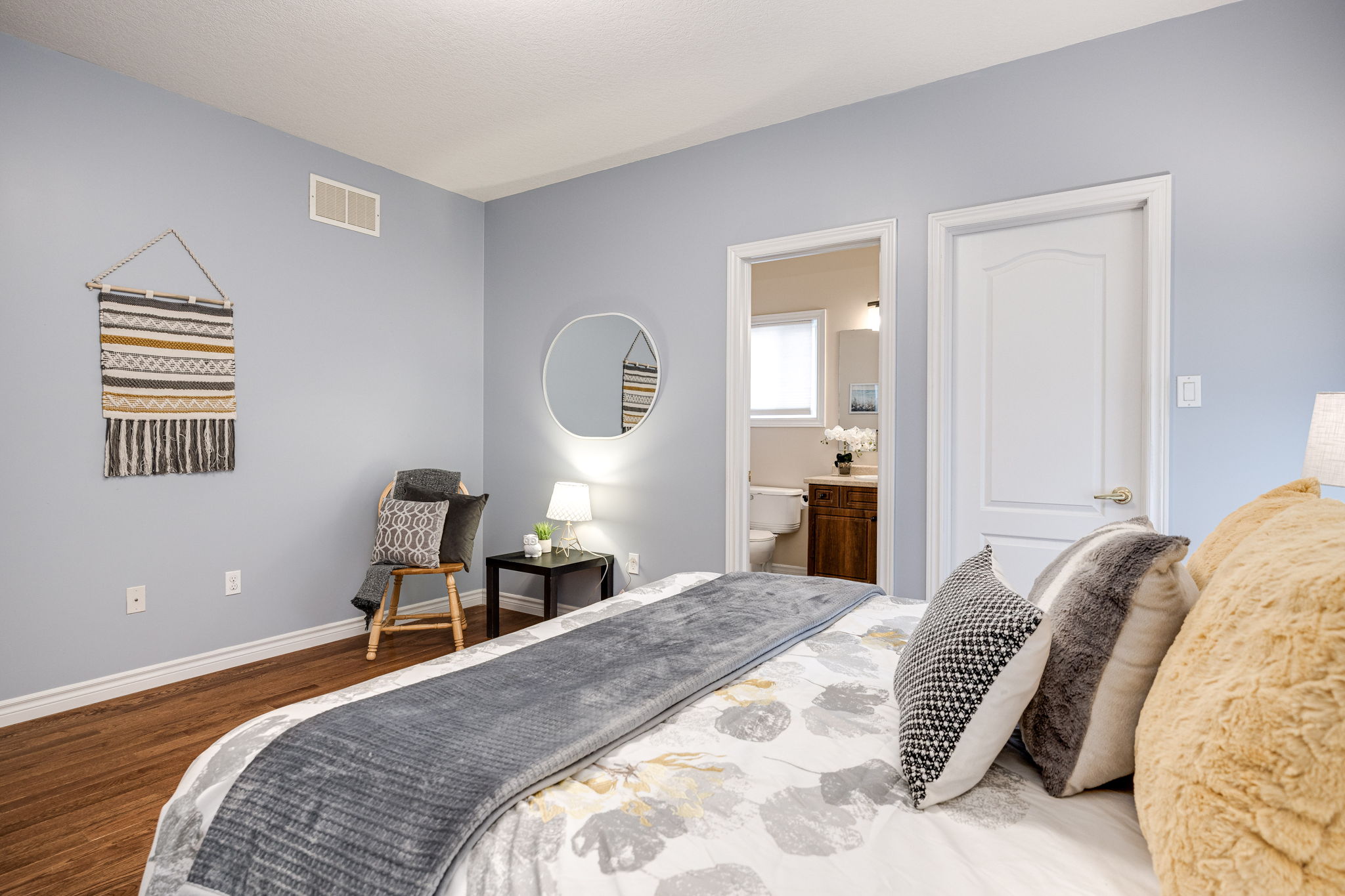 Orangeville property showcase — delivered property photograph 15