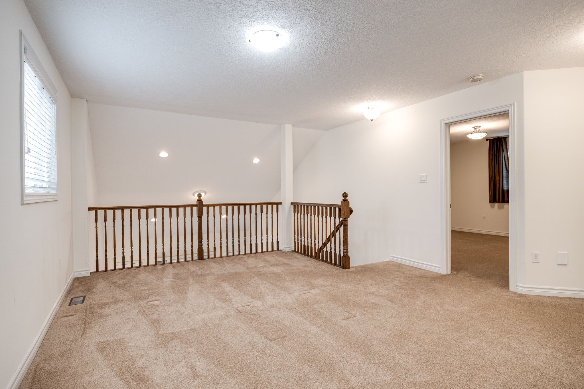 Orangeville property showcase — delivered property photograph 21