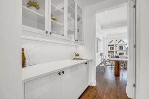 28-pantry1