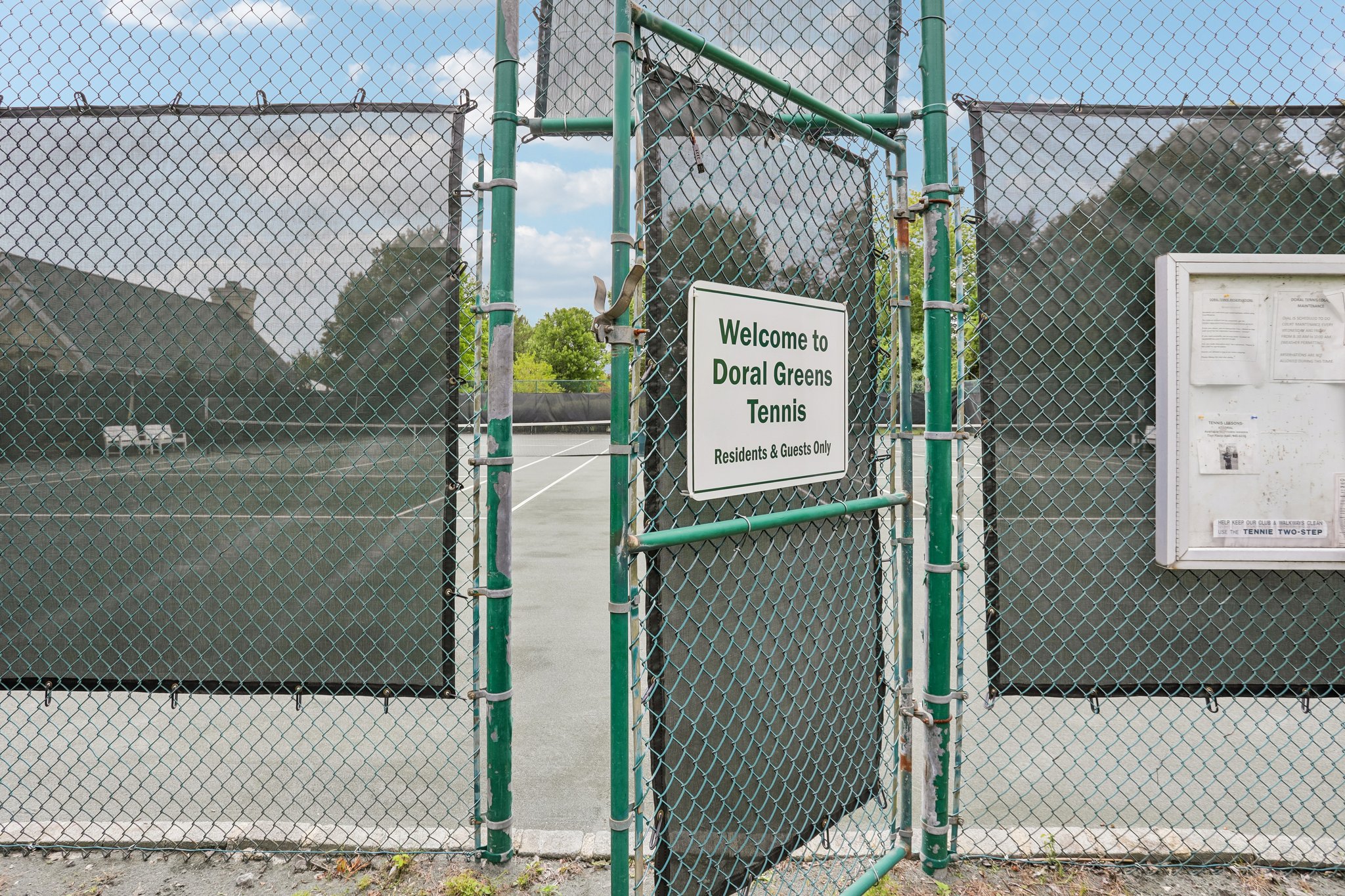 Doral Greens Dr-0608-905.jpg