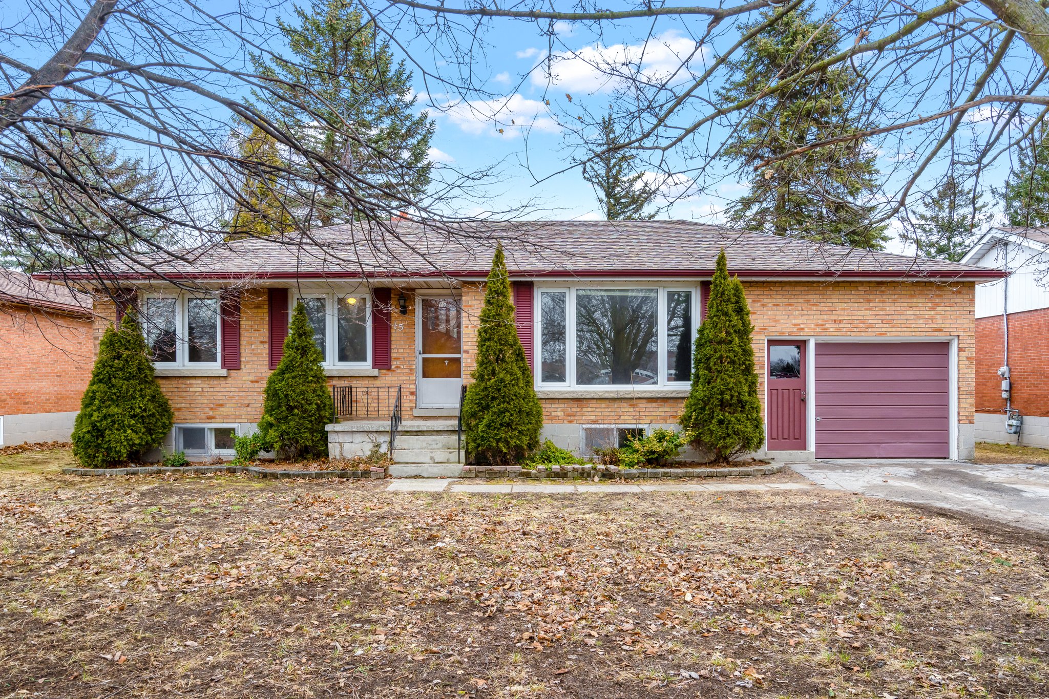 15 East Ave, Alliston, ON L9R 1X3, CA