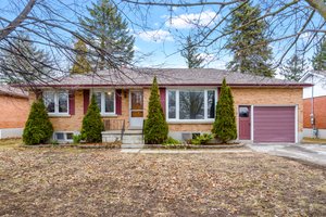 15 East Ave, Alliston, ON L9R 1X3, CA Photo 0