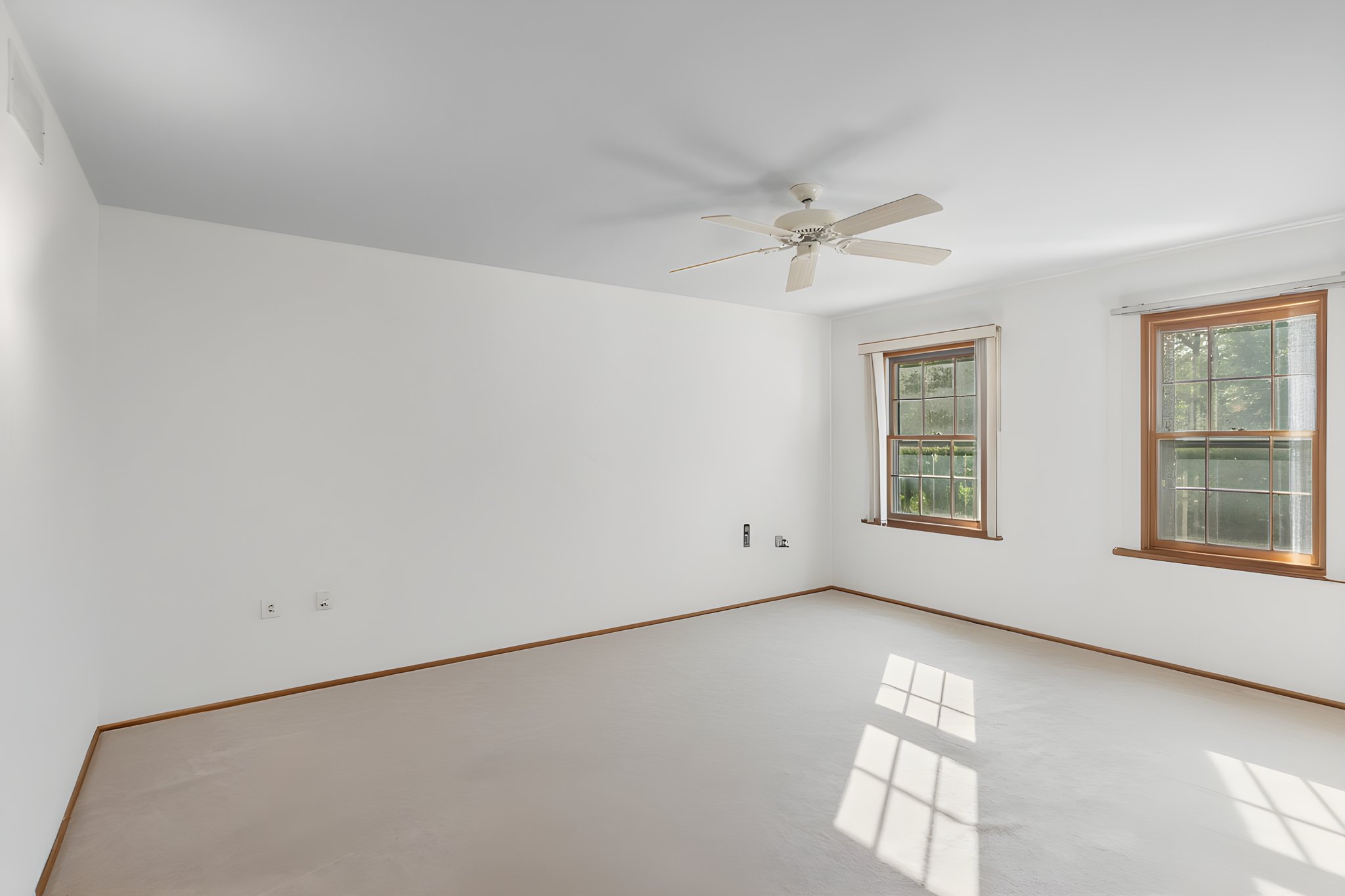 15 Eastwood-29 furniture removed.jpeg