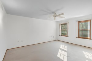15 Eastwood-29 furniture removed.jpeg