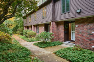  Photo 0