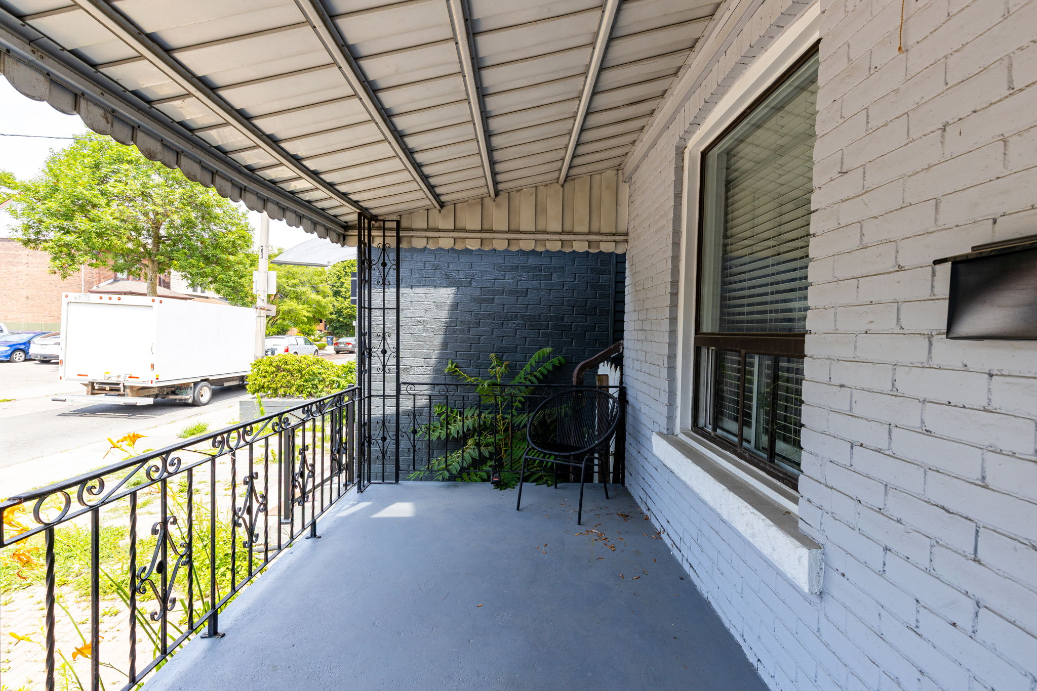 Toronto property showcase — delivered property photograph 3