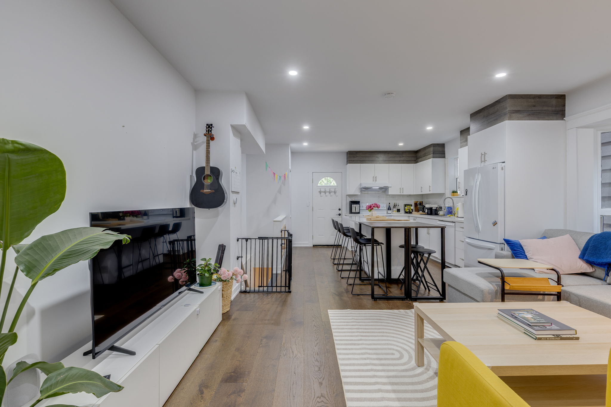 Toronto property showcase — delivered property photograph 8