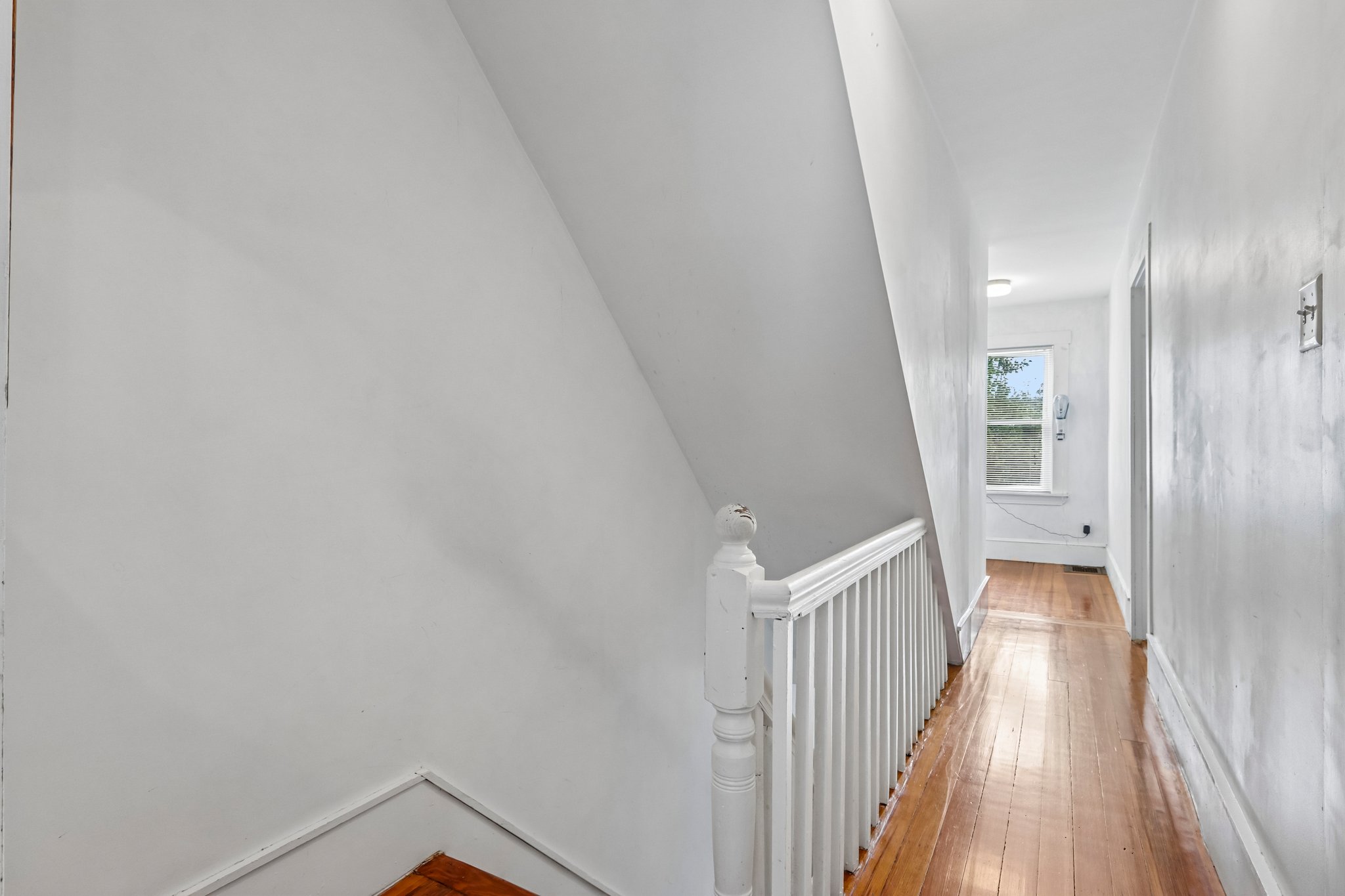 3765 Horizon Ct-S1009-022.jpg