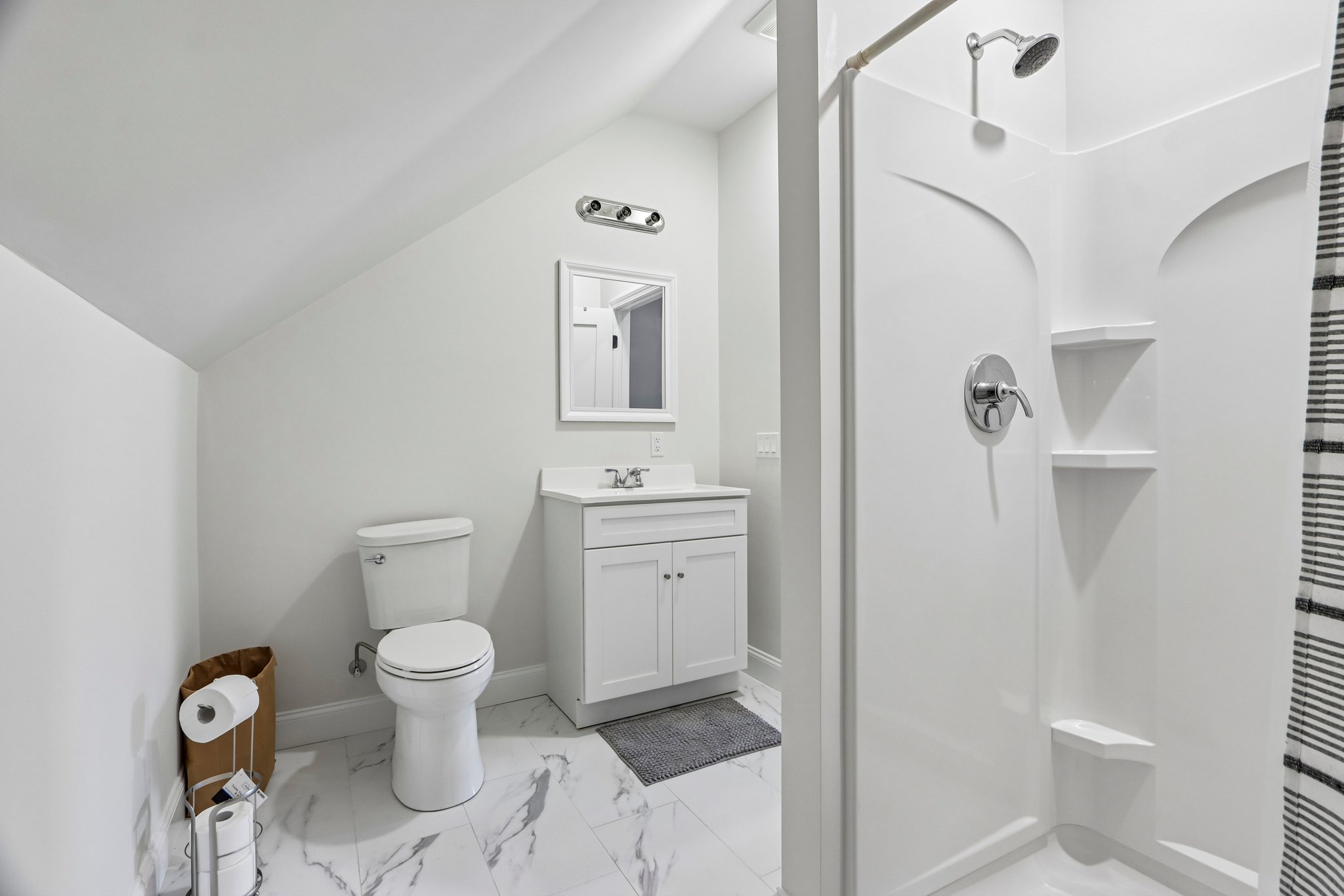 3765 Horizon Ct-S1009-035.jpg