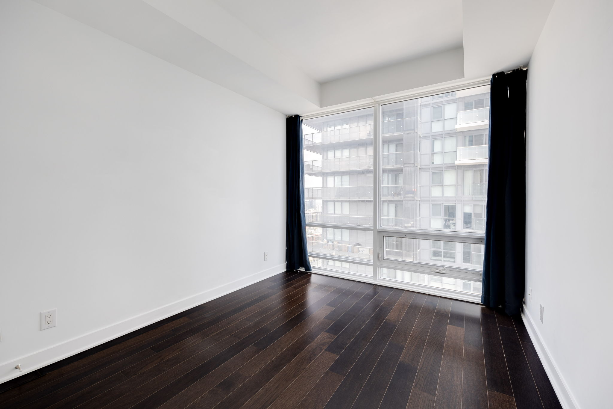 Toronto property showcase — delivered property photograph 18