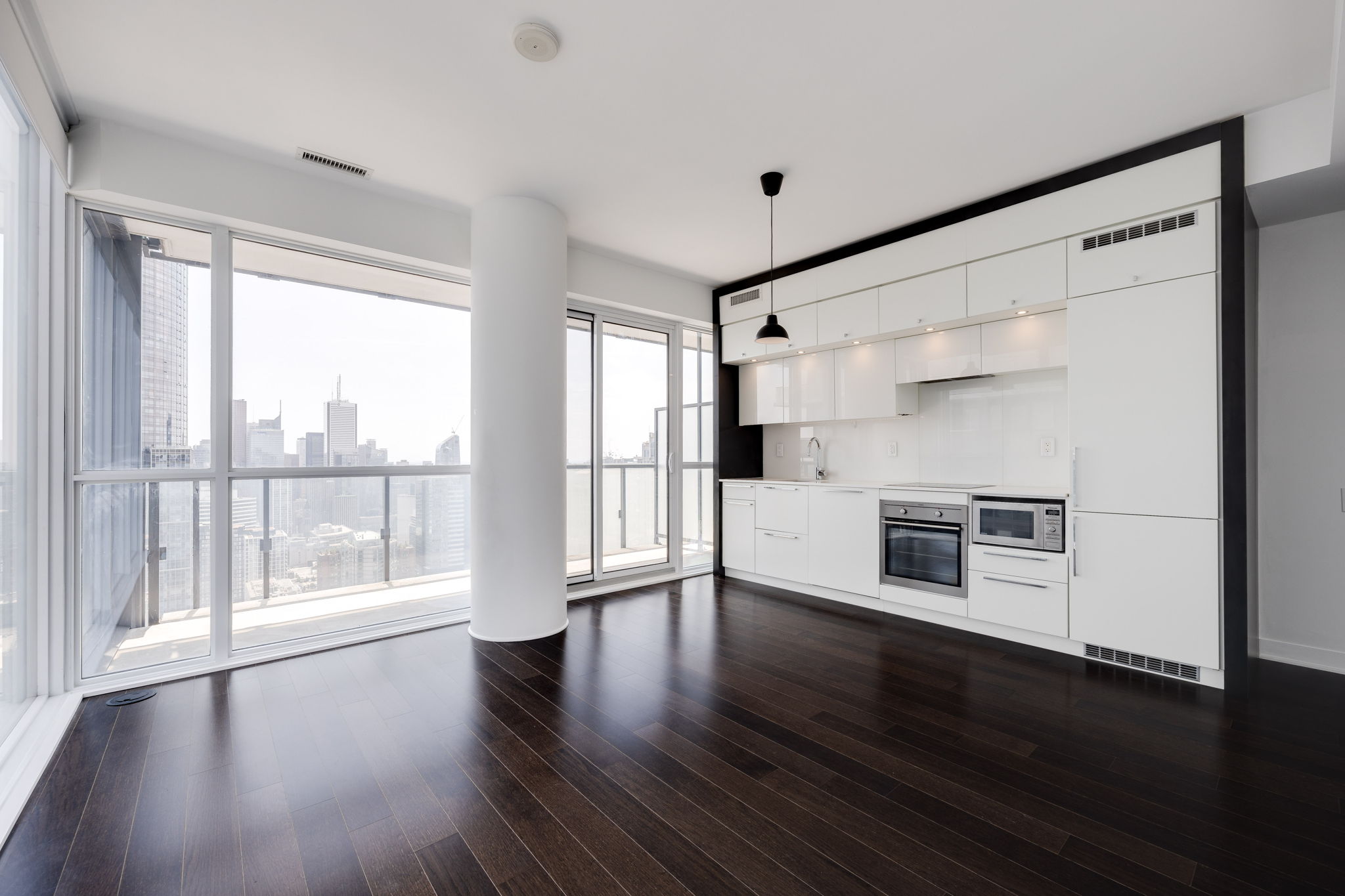 Toronto property showcase — delivered property photograph 9