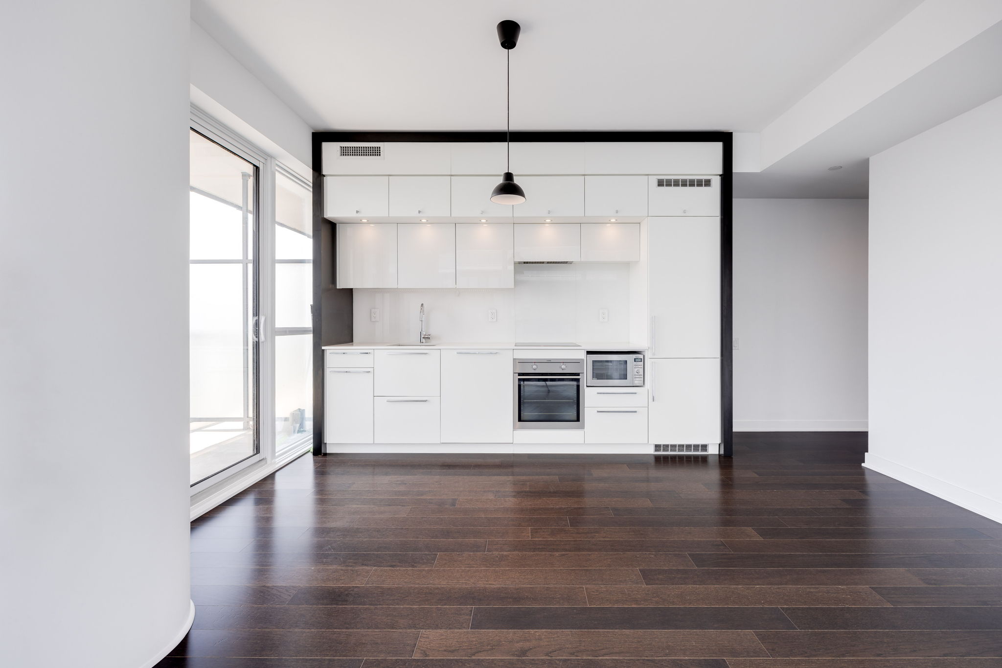 Toronto property showcase — delivered property photograph 8
