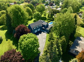  Photo 0
