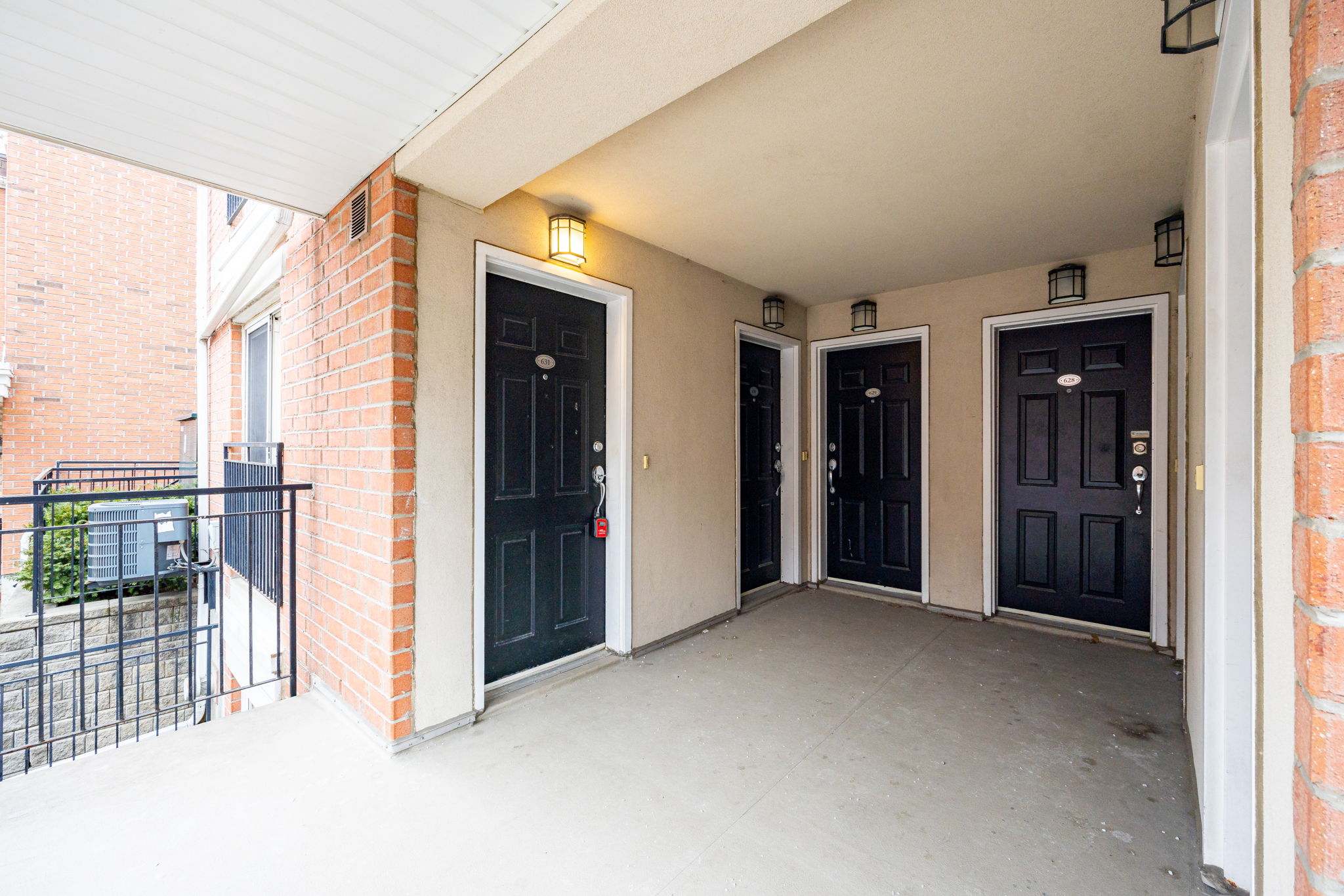 Toronto property showcase — delivered property photograph 4