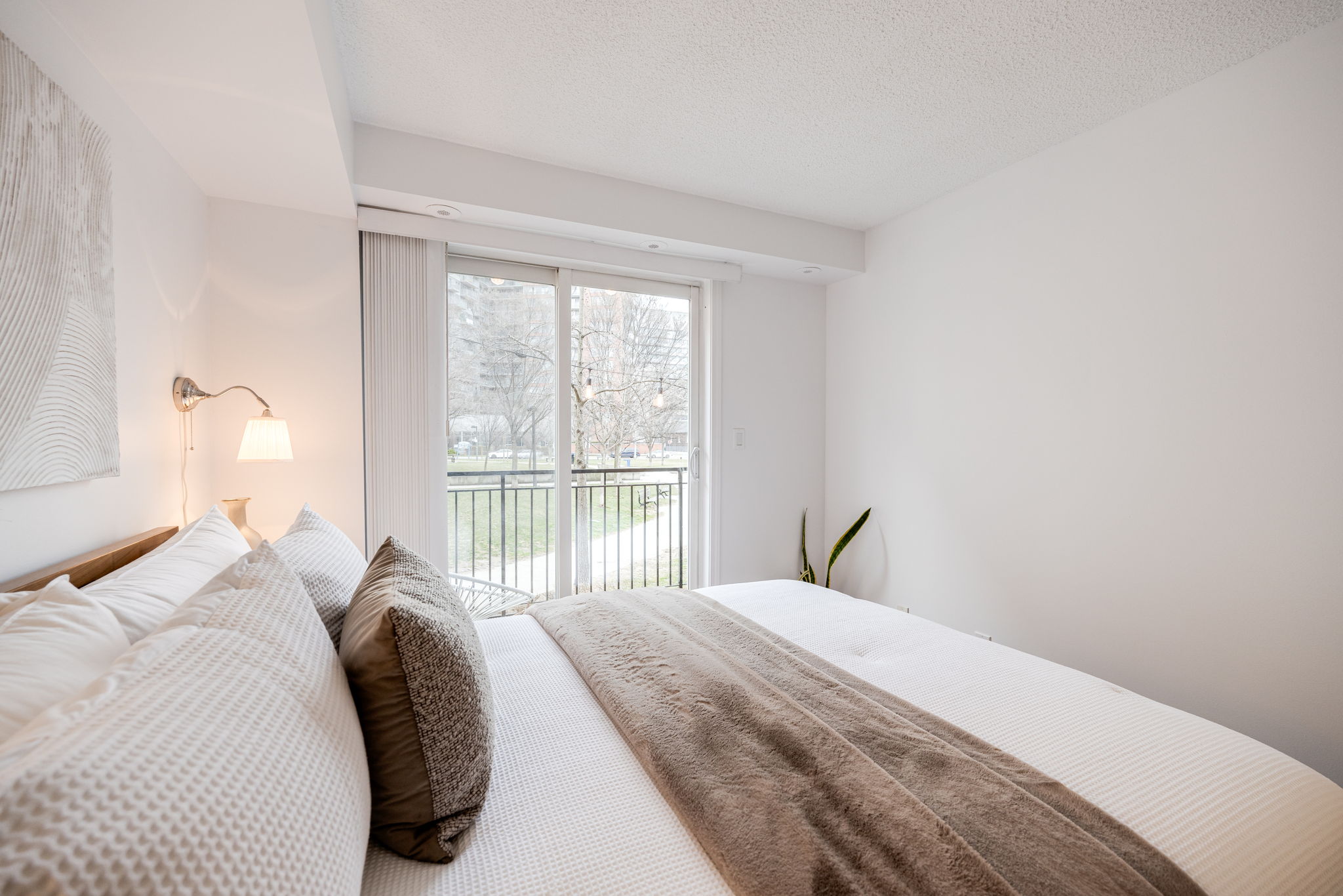 Toronto property showcase — delivered property photograph 19