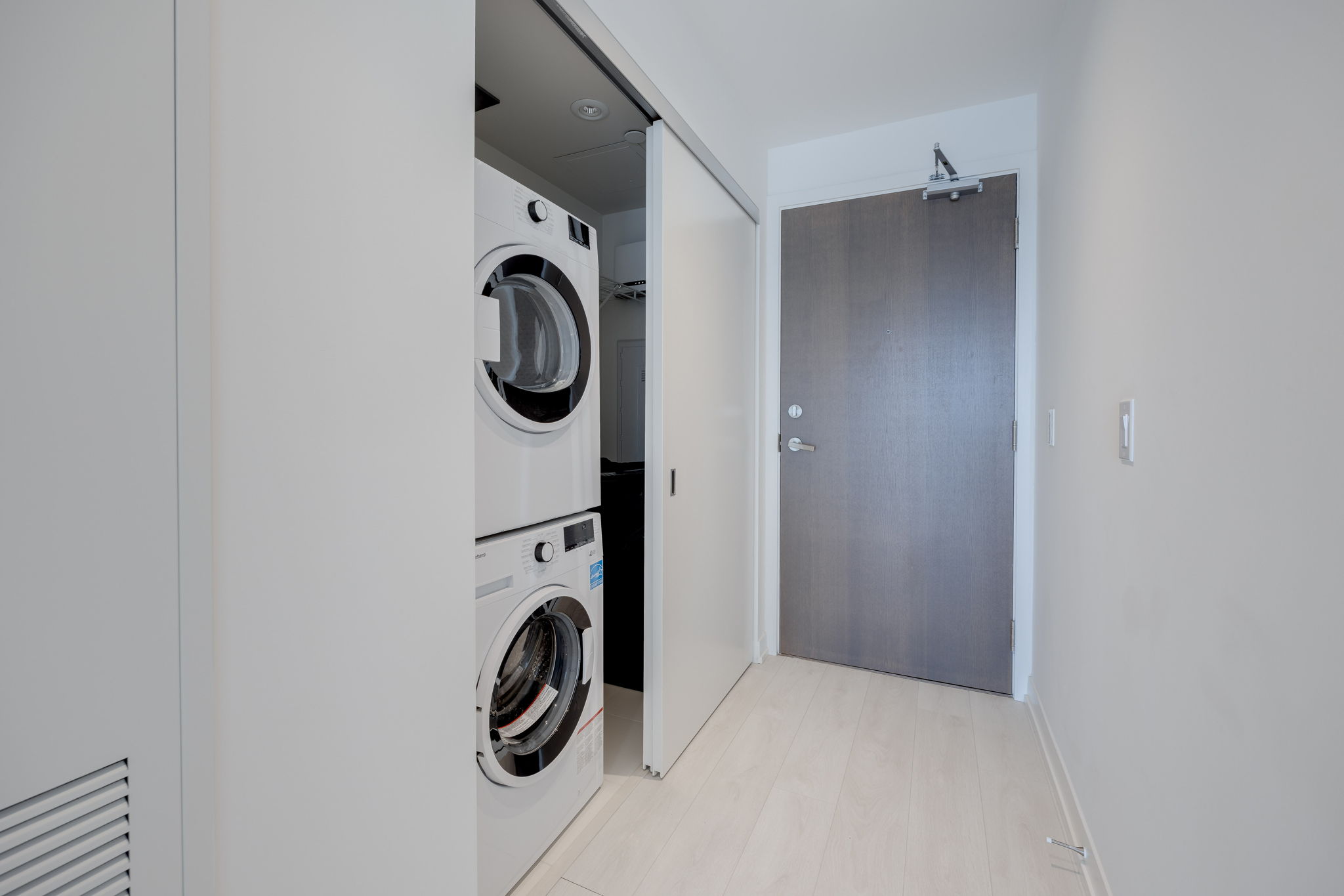 Toronto property showcase — delivered property photograph 17