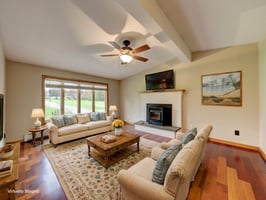 15 Margaret Henry Rd, Killingly, CT 06239-40 virtually staged.jpeg