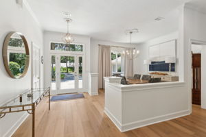 Foyer/Dining Room