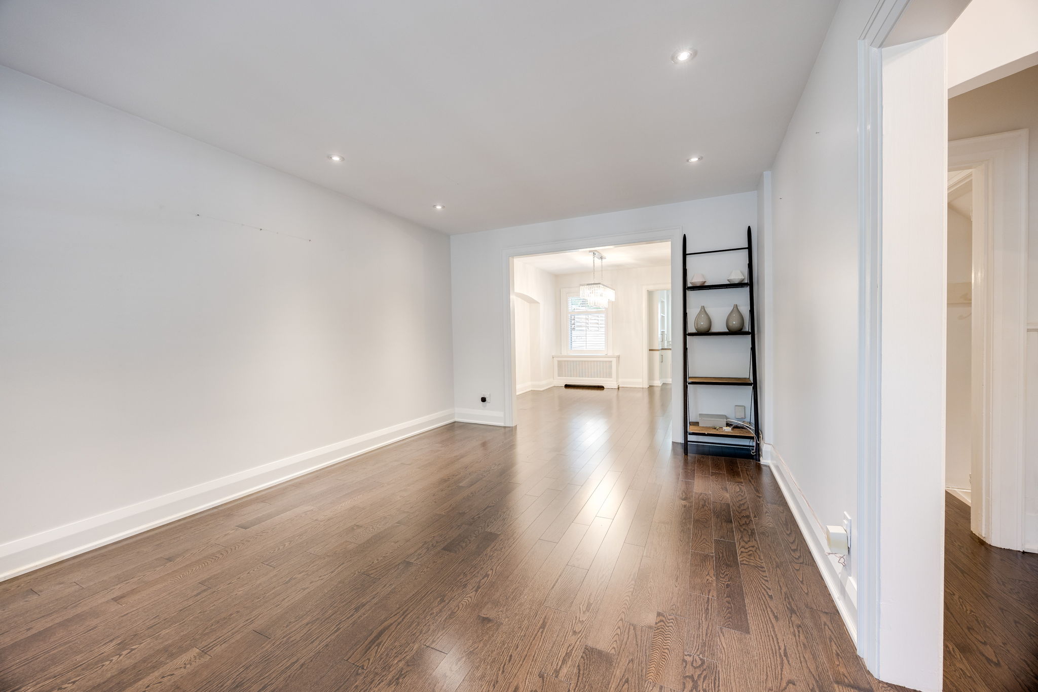 Toronto property showcase — delivered property photograph 5