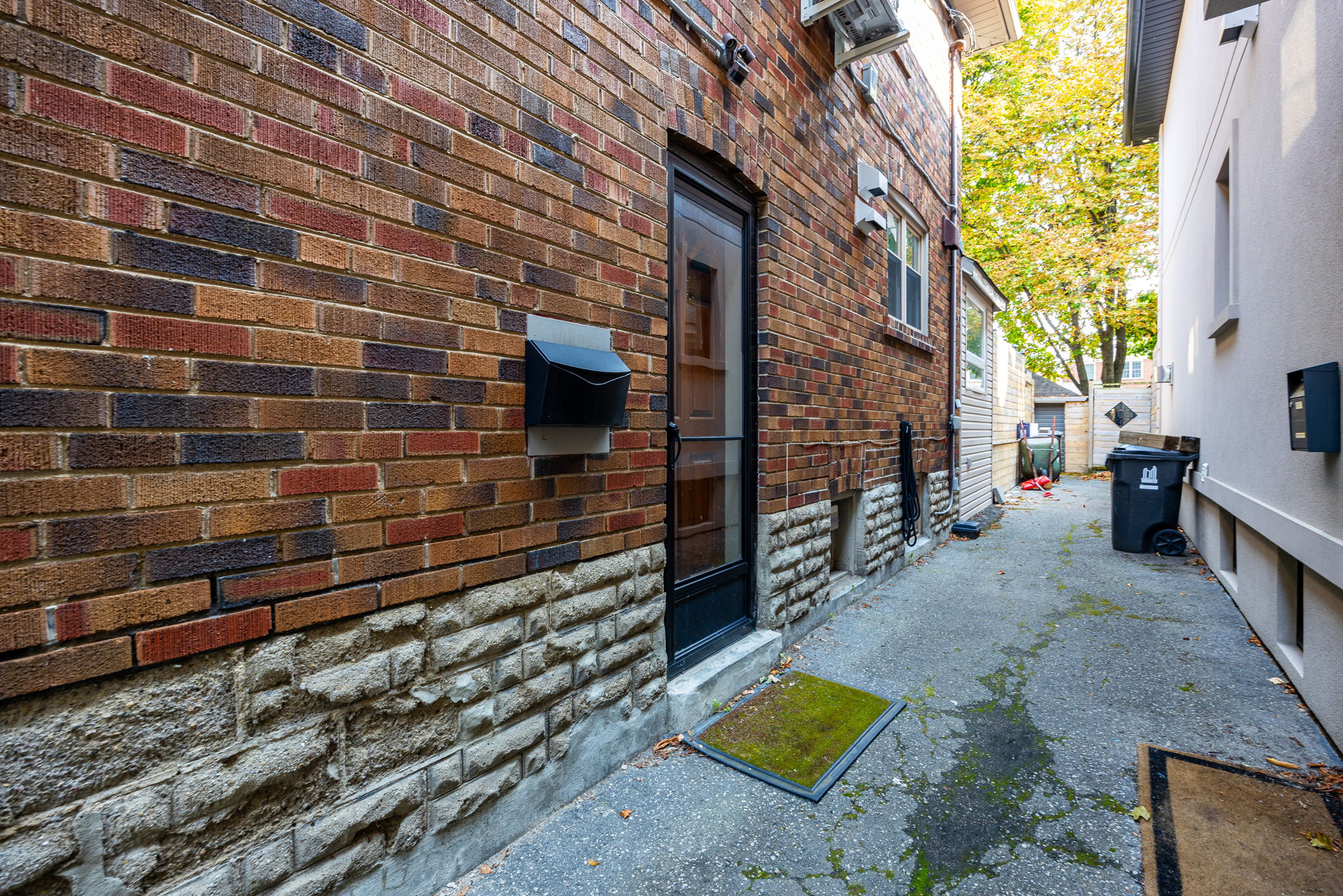 Toronto property showcase — delivered property photograph 45
