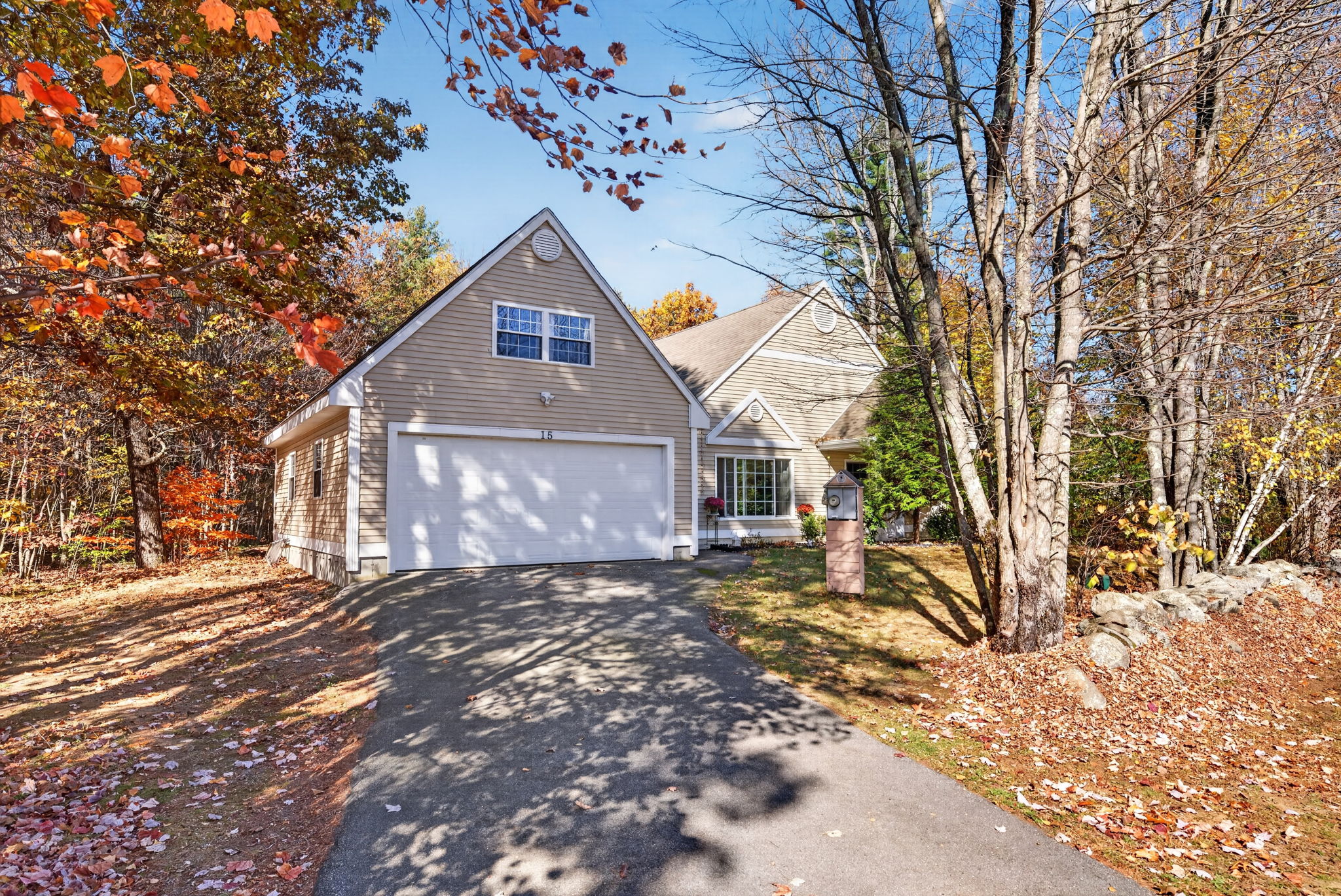 15 Memory Ln, Loudon, NH 03307, USA Photo 2
